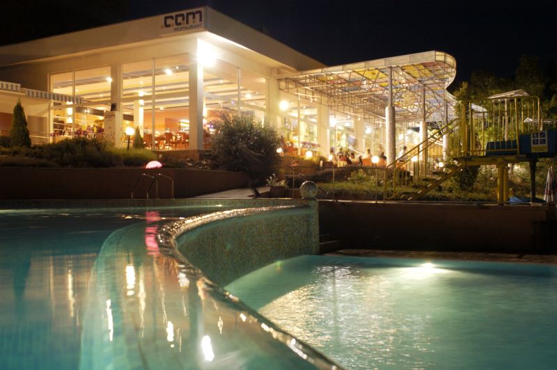 Ema Tour - Hotel .Com 3* Albena, acces gratuit Aquapark Aquamania